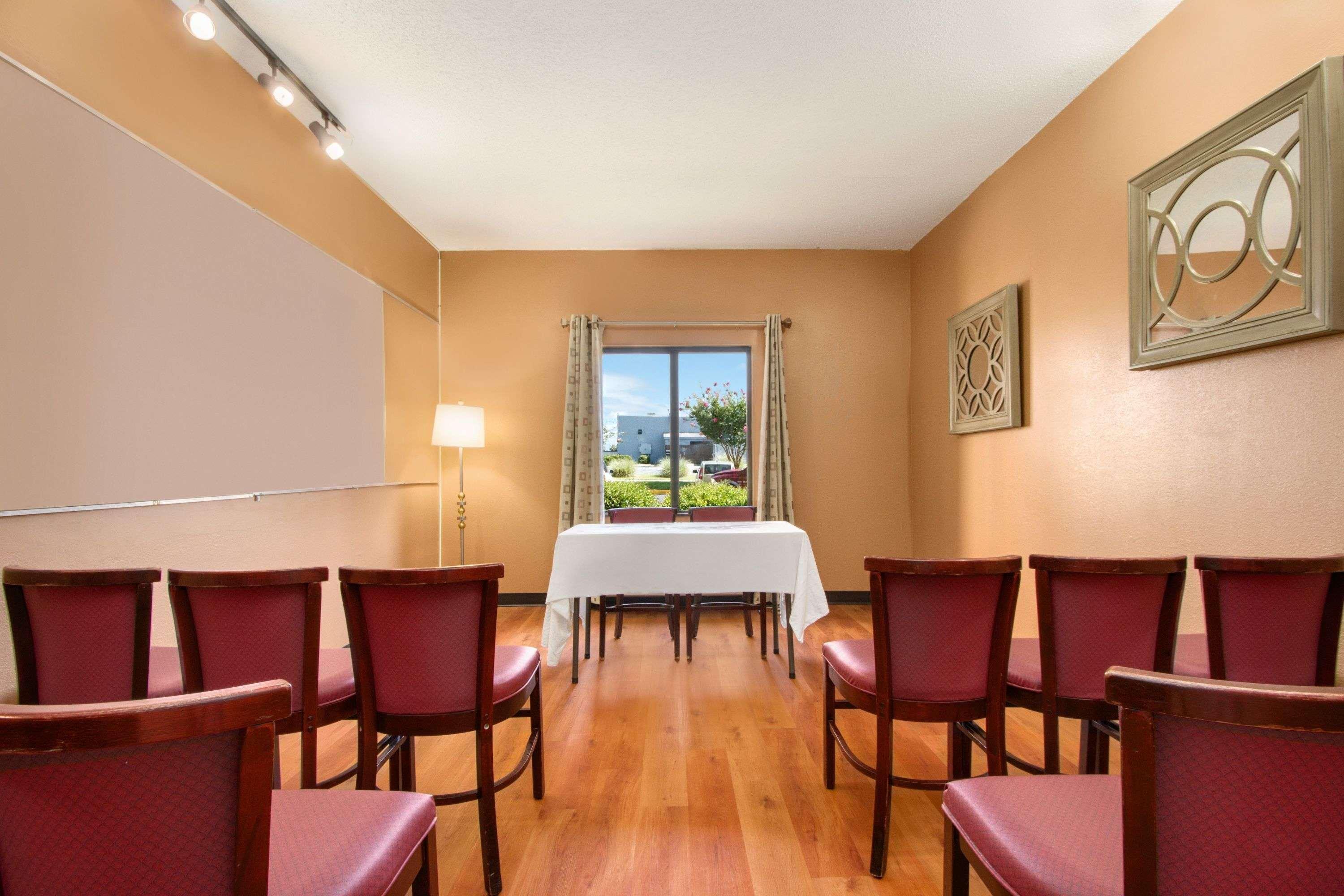 Days Inn By Wyndham Mauldin/Γκρίνβιλ Εξωτερικό φωτογραφία